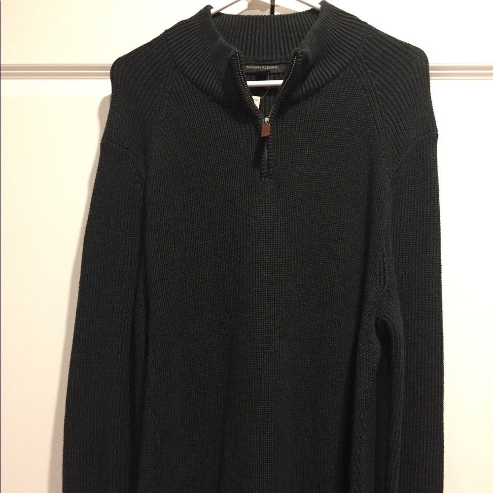 NWT Banana Republic Men’s Medium Sweater